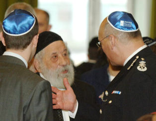 Commissioner speaking with Rabbi Kurt Stern MBE and JPA Deputy Chair, Michael Loebenberg